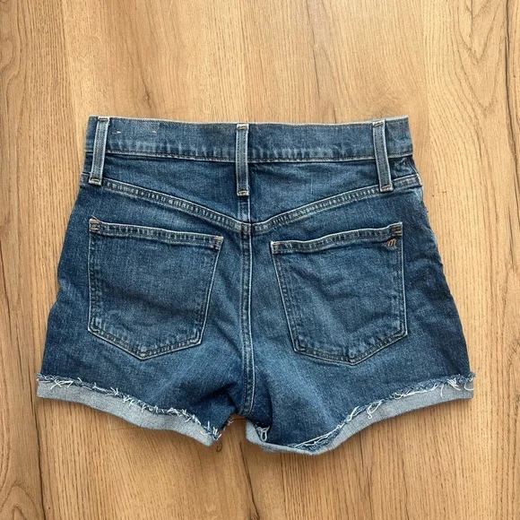 Madewell High-rise Denim Shorts - Picture 2 of 3
